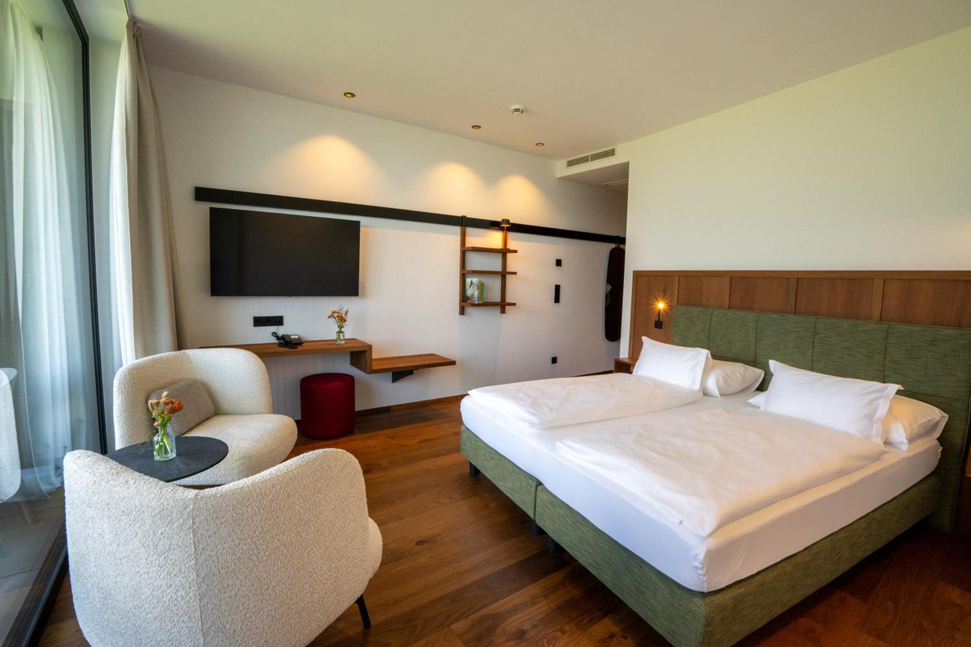 Hotel Tenz 2025 Монтанья Экстерьер фото